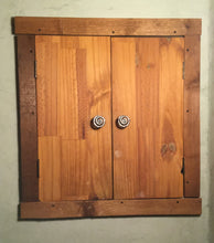 Load image into Gallery viewer, Cubbies